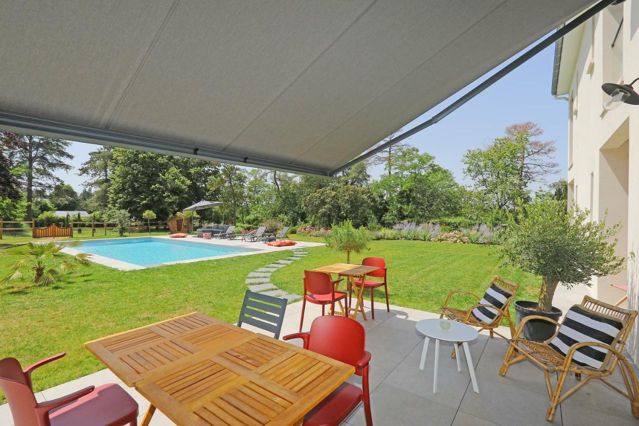 L Esprit Du Clain Chambres D Hotes Bandb De Standing Proches Du Futuroscope Golf Et Lac De St Cyr Naintre エクステリア 写真