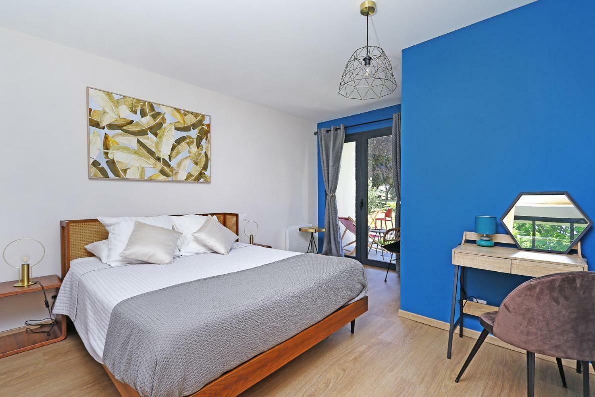 L Esprit Du Clain Chambres D Hotes Bandb De Standing Proches Du Futuroscope Golf Et Lac De St Cyr Naintre エクステリア 写真